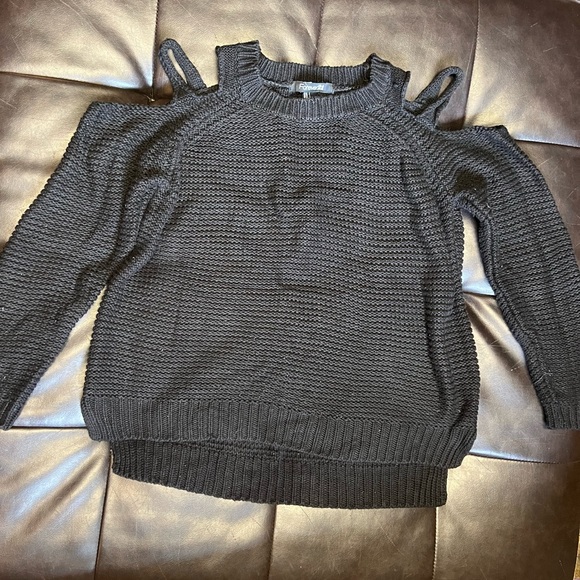 Forever 21 Women’s Cold Shoulder Sweater, Black, Size Small - Picture 5 of 8